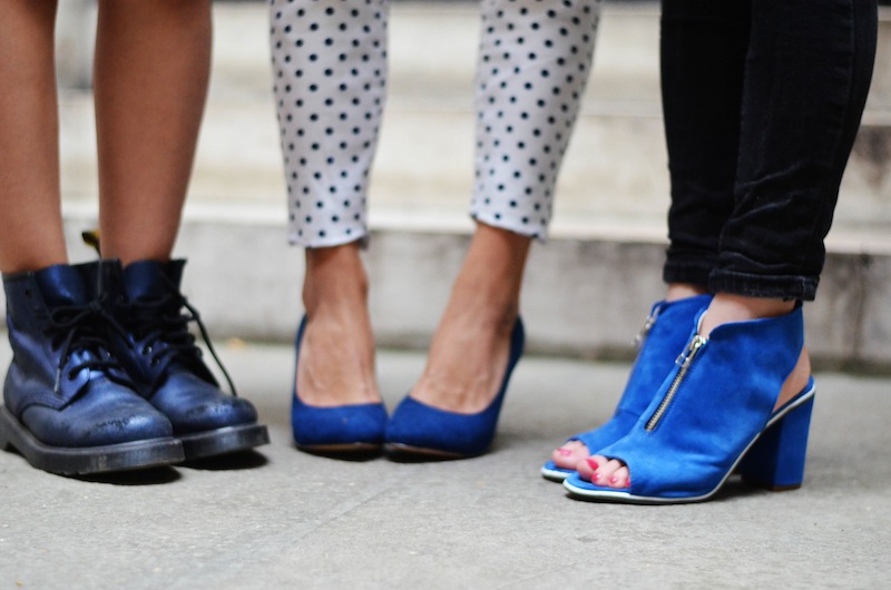 blue_shoes